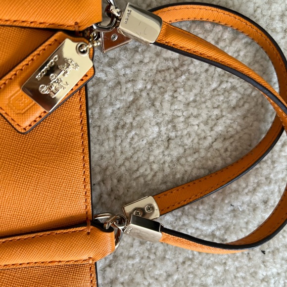 Coach Madison Saffiano Mini Tote - Picture 5 of 12
